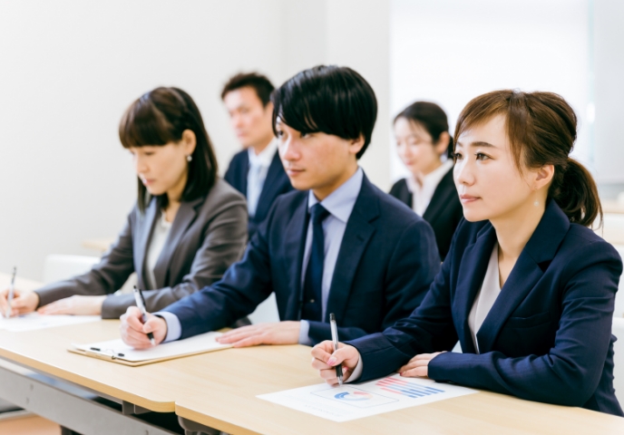 marunouchi-webmarketing-seminar-service_01